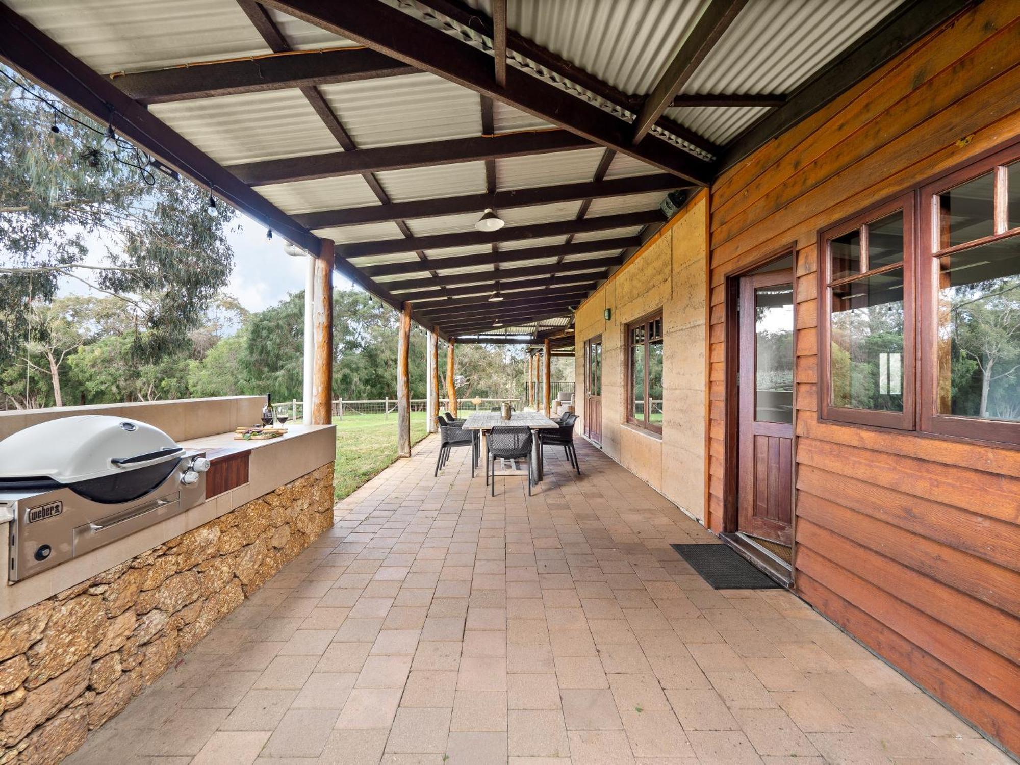 Island Brook Estate Vineyard And Chalets Yelverton Εξωτερικό φωτογραφία