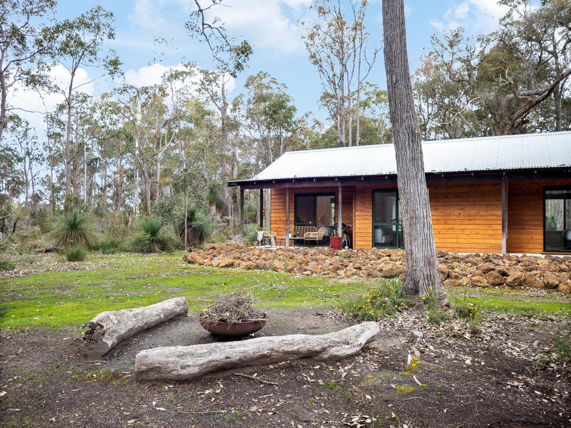Island Brook Estate Vineyard And Chalets Yelverton Εξωτερικό φωτογραφία
